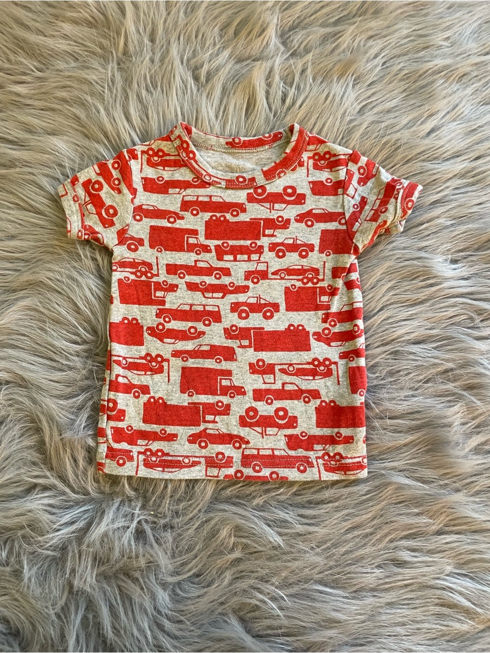 🐶GAP Baby pj top with Red Car Print on Gray